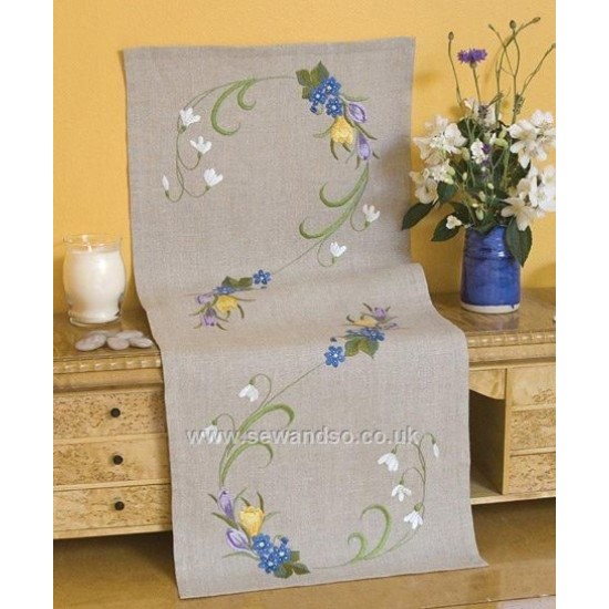 Spring Flowers Runner