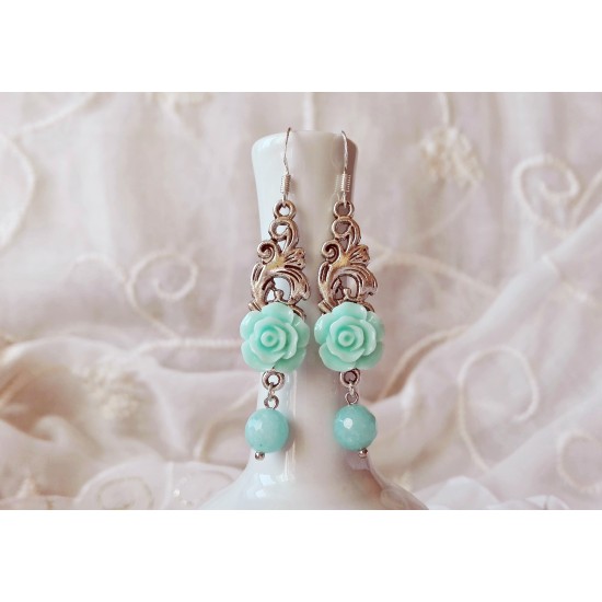 Обици с рози и син амазонит